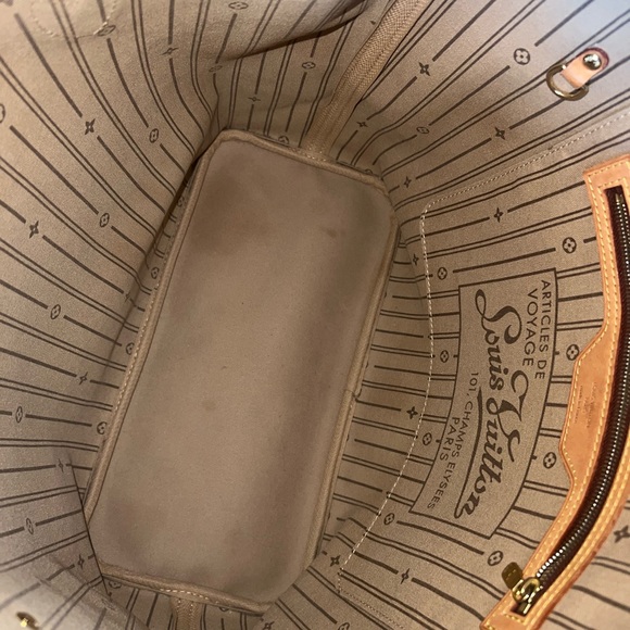 SOLD ❌❌❌Louis Vuitton neverfull MM - Picture 5 of 9